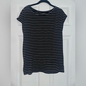 Old Navy Black and White Striped Short Sleeve Tee